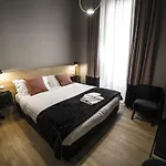 Suitelifetrevi 4*